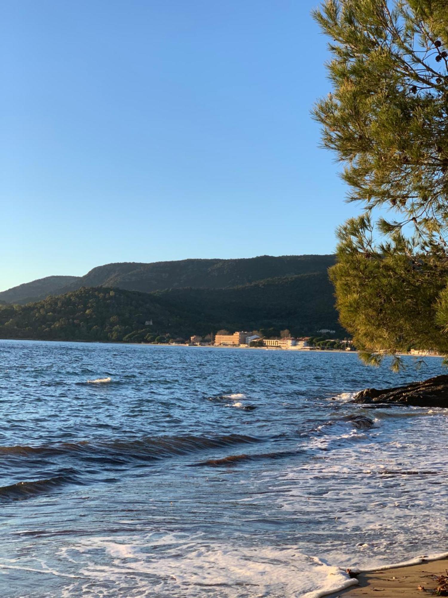 Grand Hotel Moriaz Le Lavandou Esterno foto