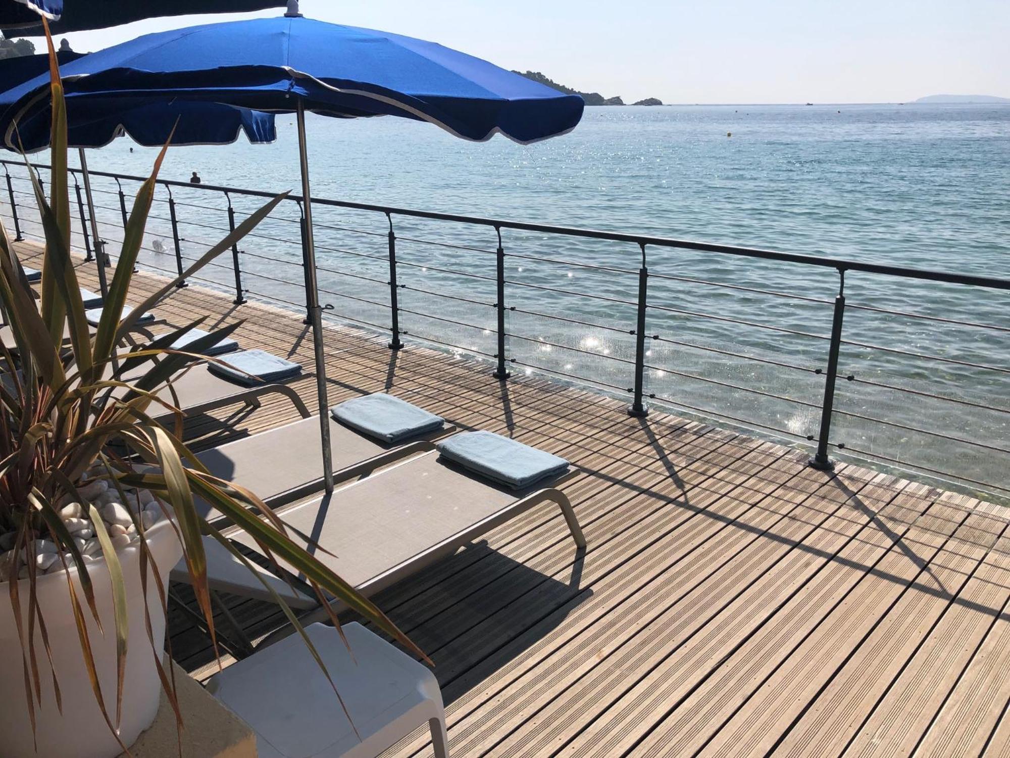 Grand Hotel Moriaz Le Lavandou Esterno foto