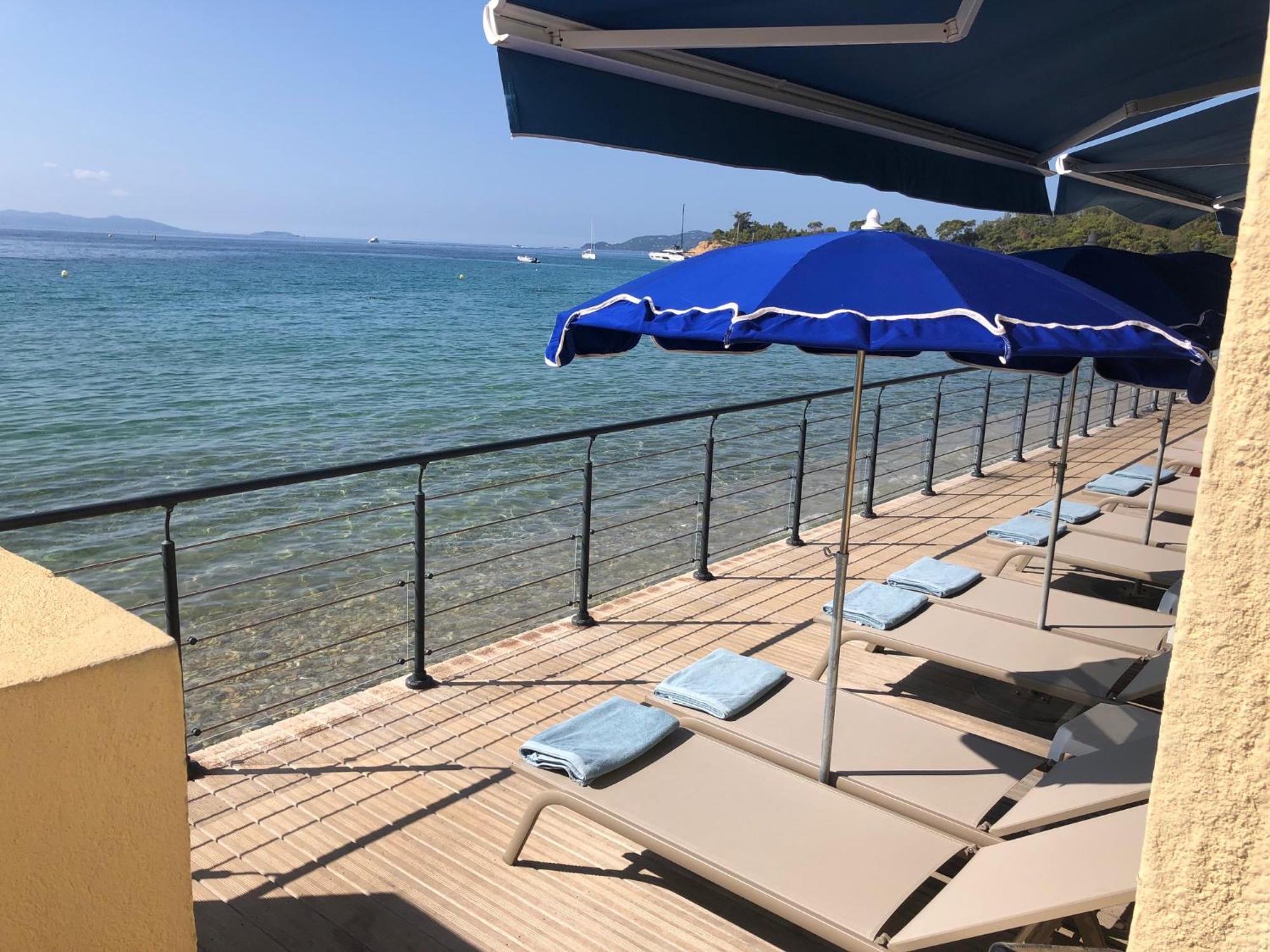 Grand Hotel Moriaz Le Lavandou Esterno foto