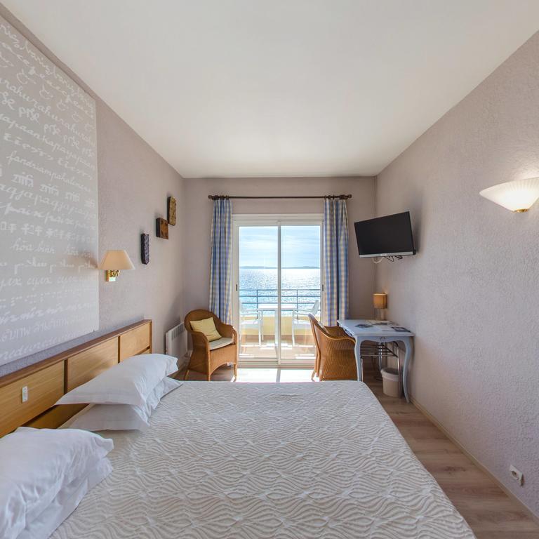 Grand Hotel Moriaz Le Lavandou Esterno foto