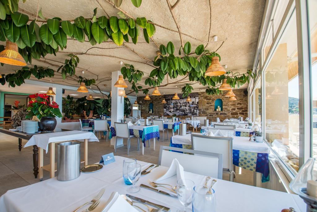 Grand Hotel Moriaz Le Lavandou Esterno foto